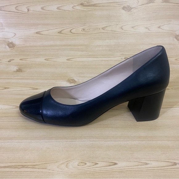Cole Han Black Leather Block Heel Round Toe Pumps Women’s Shoes 7.5 B main image 3